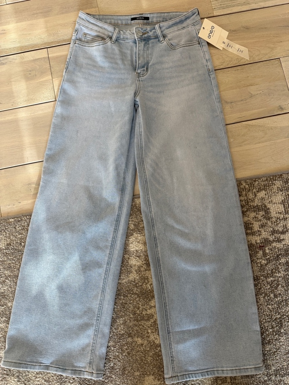 NEW Mid-Rise Light Blue Wide-Leg Magic BBL Jeans for Women - Picture 6 of 14